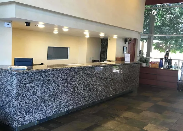Ramada By Wyndham Near Asu Hotel 3*